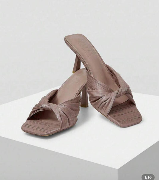 Mauve Knotted Strap Heels